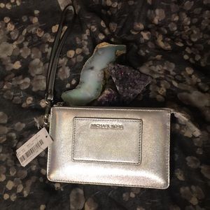 Michael Kors NEW WITH TAGS wristlet